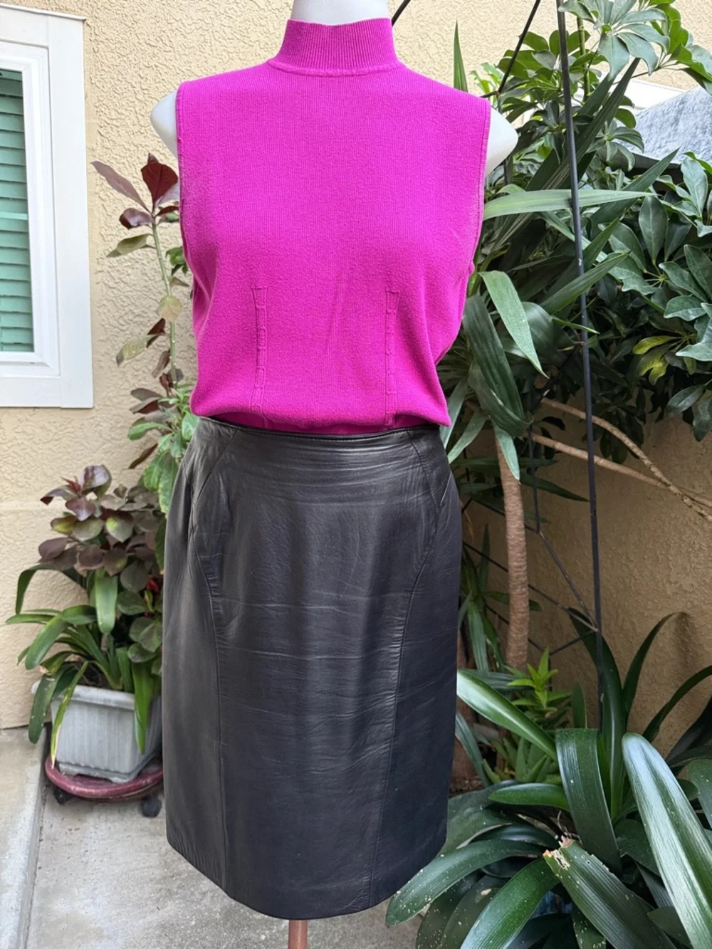 Vintage Positano black genuine leather midi skirt
